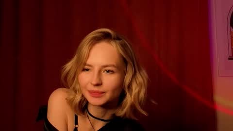 Snapshot of segabood chatting on 12.19.25 Eva online show from 12.19.25