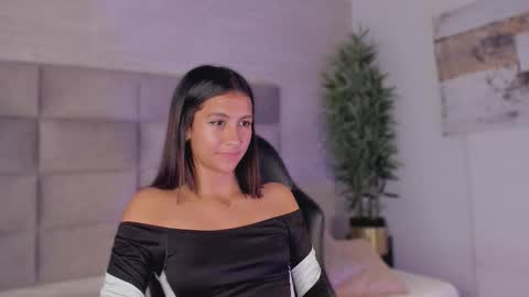 Snapshot of seikibee chatting on 02.13.26 seikibee online show from 02.13.26