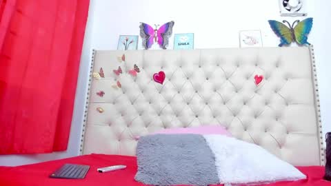 Snapshot of selena_beautyy chatting on 05.04.26 selena_beautyy online show from 05.04.26