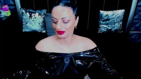 Selene online show from 01.21.25