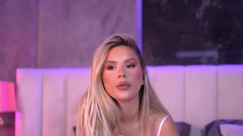 Selena online show from 03.17.26