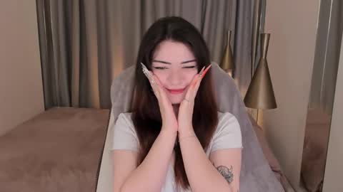 Snapshot of selena_wow_ chatting on 10.22.25 Selena Follow Me online show from 10.22.25