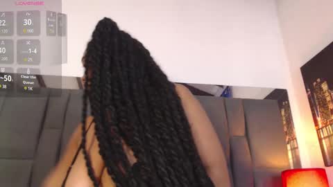 Snapshot of selenaa_bigboobs chatting on 03.02.25 whore spy of cocks online show from 03.02.25