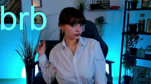 Selena ntmy online show from 02.19.25