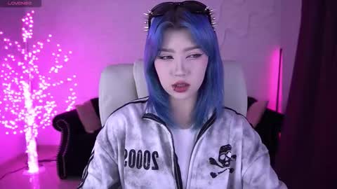 selenairis online show from 02.12.26