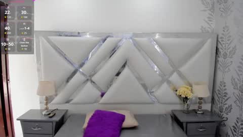 Selena reyess online show from 09.22.25