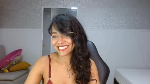 Snapshot of selene_bubble chatting on 03.02.26 Selene online show from 03.02.26