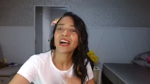 Snapshot of selene_bubble chatting on 03.04.26 Selene online show from 03.04.26