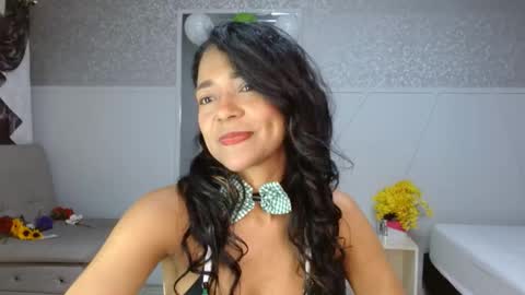 Snapshot of selene_bubble chatting on 03.17.26 Selene online show from 03.17.26