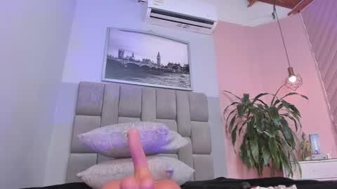 Selene online show from 10.24.25