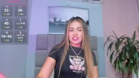 Snapshot of selene_tylor_ chatting on 05.06.26 Selene online show from 05.06.26