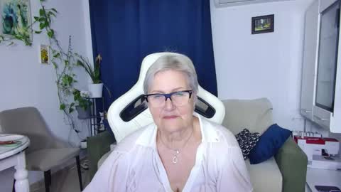 Snapshot of selenna57 chatting on 04.15.26 Selenna online show from 04.15.26