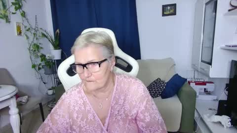 Snapshot of selenna57 chatting on 04.16.26 Selenna online show from 04.16.26