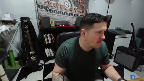 Snapshot of selfsuck0089 chatting on 03.12.25 selfsuck0089 online show from 03.12.25