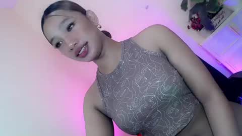Snapshot of selfsuckercum69 chatting on 06.17.26 Jessy online show from 06.17.26