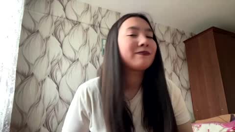 Snapshot of senaidaikemire chatting on 05.23.26 Alice online show from 05.23.26