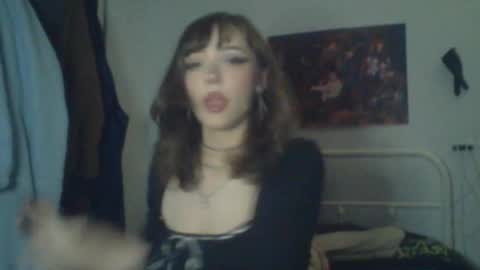 Snapshot of sendforesme chatting on 03.07.26 goddess esme online show from 03.07.26