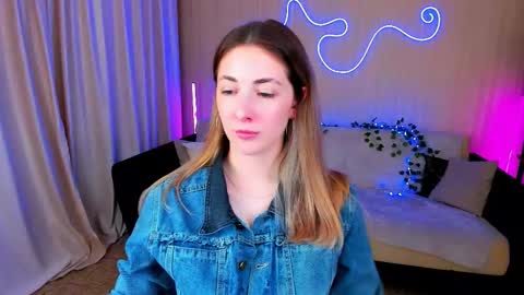 sensitiveheartt online show from 09.30.25