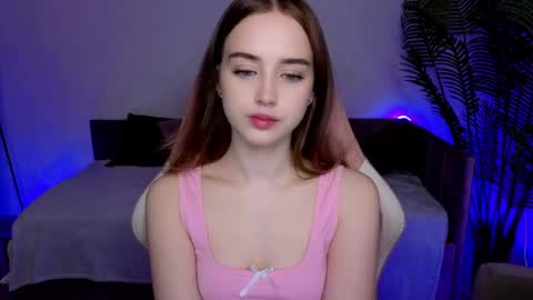 Snapshot of sensual_amy_ chatting on 05.01.26 Emily online show from 05.01.26