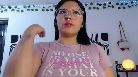 Snapshot of sensual_flame chatting on 03.03.25 Camille and sophie online show from 03.03.25