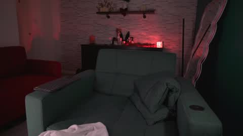 Snapshot of sensual_jassmine chatting on 01.04.25 Jasmine online show from 01.04.25