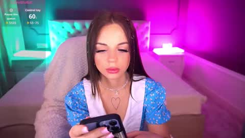 Snapshot of sensualalicee chatting on 11.26.25 sensualalicee online show from 11.26.25