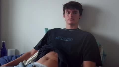Snapshot of sensualalien chatting on 09.09.25 Cam online show from 09.09.25