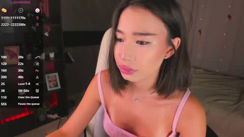 Kiki online show from 04.22.26