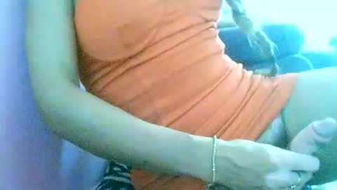 Snapshot of sensualnatasha chatting on 01.04.25 sensualnatasha online show from 01.04.25