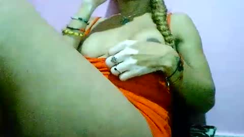 Snapshot of sensualnatasha chatting on 02.17.25 sensualnatasha online show from 02.17.25