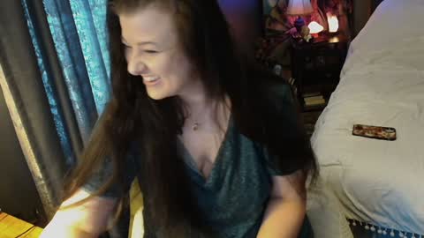 Tara online show from 12.22.24