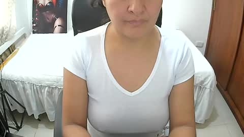 Snapshot of senthix1983 chatting on 10.13.25 senthix heyy promo en OnlyFans aprovecha 85 descuento online show from 10.13.25