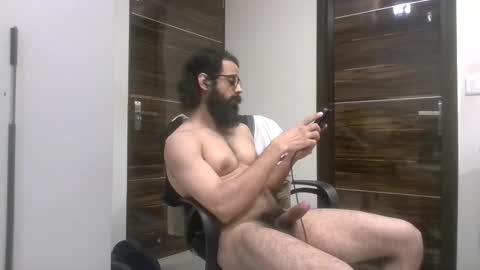 Snapshot of sentientarjun chatting on 10.31.25 Sentient Being online show from 10.31.25