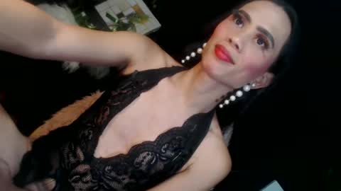 senyora_evangelista online show from 04.14.26