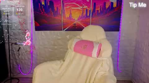 Snapshot of seraphinaa_darkwater chatting on 07.25.26 Lisa and Mona online show from 07.25.26