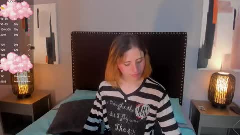 Snapshot of seraphine_star chatting on 02.12.26 Seraphine star online show from 02.12.26