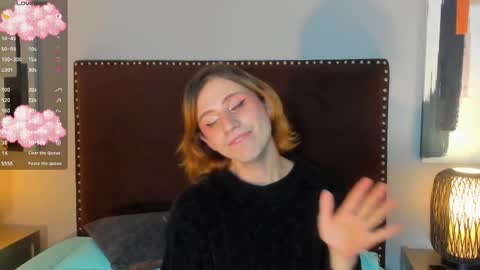 Snapshot of seraphine_star chatting on 02.22.26 Seraphine star online show from 02.22.26