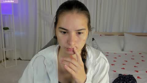 Seraphine online show from 10.06.25