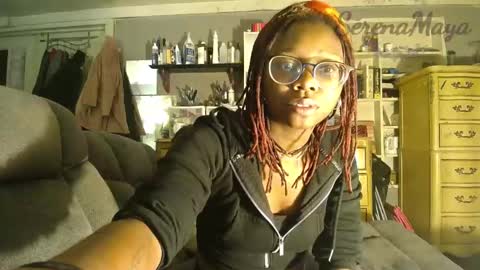 Snapshot of serena_maya chatting on 01.21.25 Serena Maya online show from 01.21.25