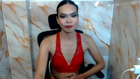 Snapshot of serenamarqueza chatting on 06.17.26 Sam online show from 06.17.26