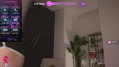 Snapshot of serenanoir chatting on 05.05.26 Serena online show from 05.05.26