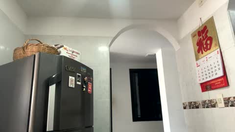 sararoussee online show from 03.09.25