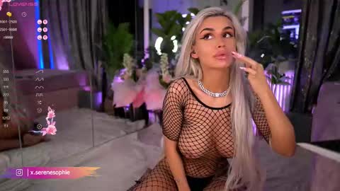 Snapshot of serene_sophiex chatting on 03.04.25 Serene Sophiex online show from 03.04.25