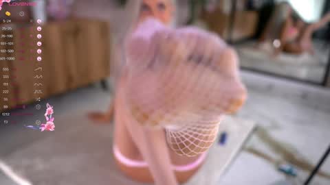 Snapshot of serene_sophiex chatting on 09.29.25 Serene Sophiex online show from 09.29.25