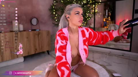 Snapshot of serene_sophiex chatting on 10.09.25 Serene Sophiex online show from 10.09.25