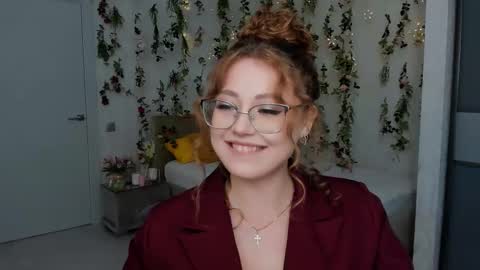 Ophelia online show from 09.12.25