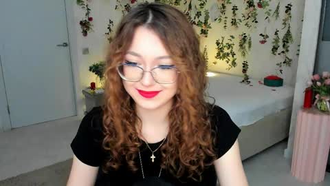 Ophelia online show from 04.13.26