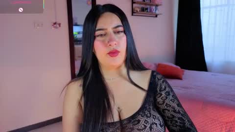 Snapshot of serenna_se chatting on 04.20.26 Serenna Cruz online show from 04.20.26