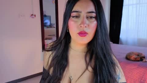 Snapshot of serenna_se chatting on 04.29.26 Serenna Cruz online show from 04.29.26