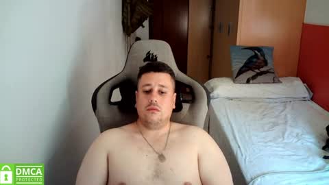 Snapshot of sergio95n chatting on 06.25.26 Pollos online show from 06.25.26